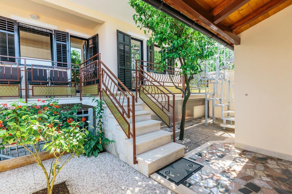 Andela Apartment Πούλα Δωμάτιο φωτογραφία