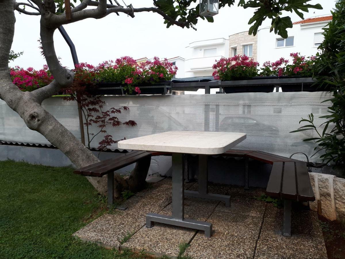Andela Apartment Πούλα Εξωτερικό φωτογραφία